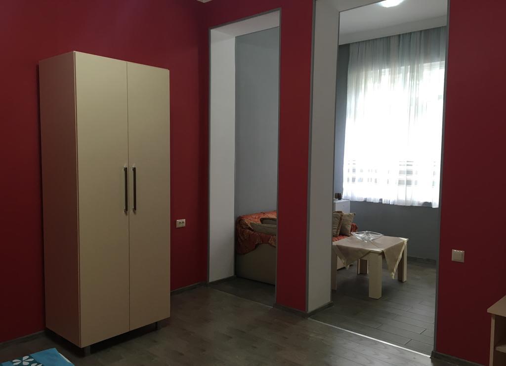 Batumi Summer Hotel Εξωτερικό φωτογραφία