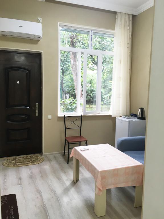 Batumi Summer Hotel Εξωτερικό φωτογραφία