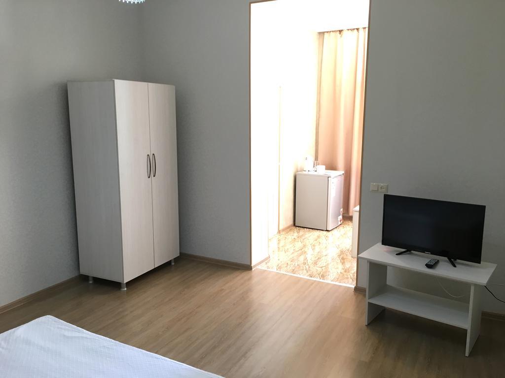 Batumi Summer Hotel Εξωτερικό φωτογραφία